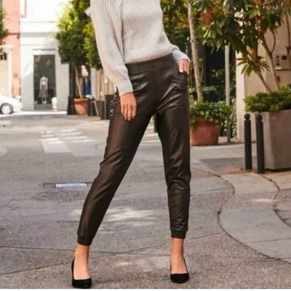 Spanx Womens Faux Leather Like Jogger Pants Size Small Black 20283r